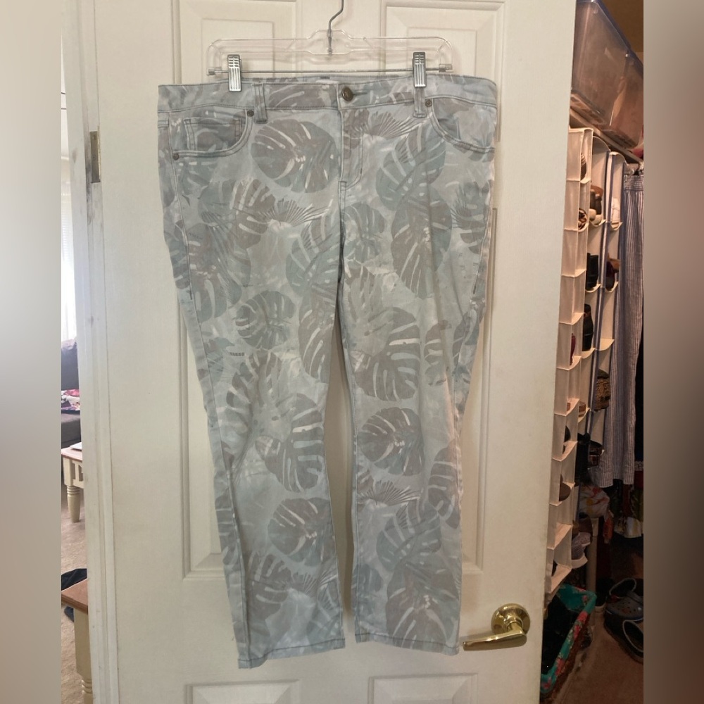 Cabi paradise cropped pant size 16